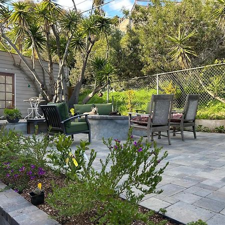 Big Red Lodge Cottage San Diego Exterior photo