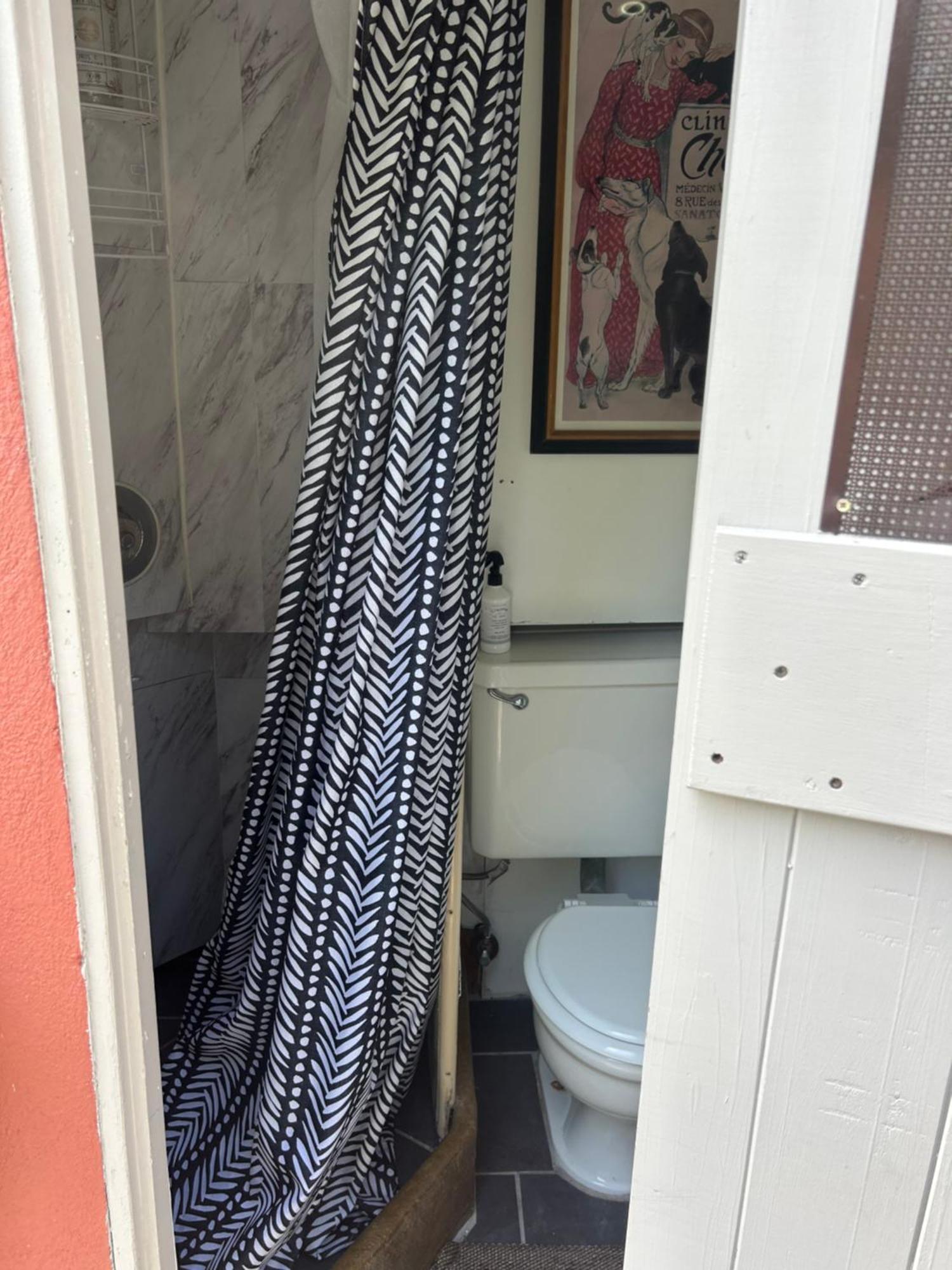 Big Red Lodge Cottage San Diego Exterior photo